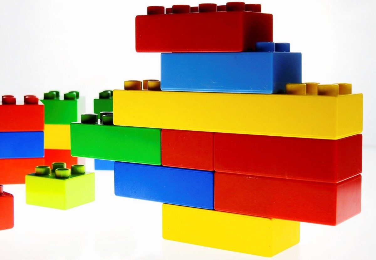 CONCATENATE関数の使い方!範囲指定やスペースについても解説