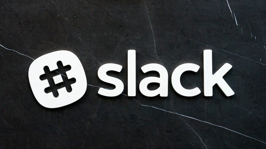 Slack(スラック)のおすすめ本7選！使い方の勉強におすすめの書籍を紹介！